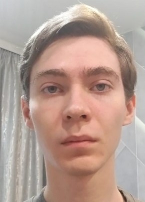 Илья из Ангарска 23 года