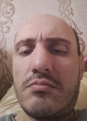 Роберт из Адлера 38 лет