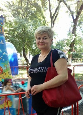 Елена, 23, Россия, Ростов-на-Дону