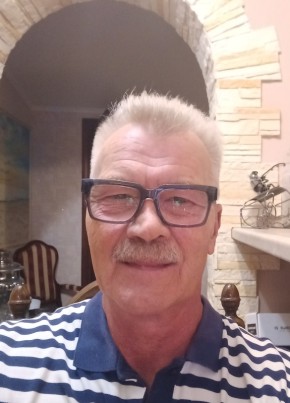 Александр, 66, Россия, Петродворец