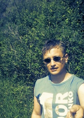Максим, 35, Россия, Любинский