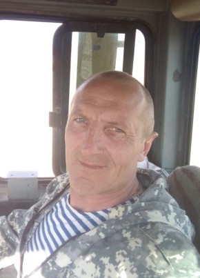 Евгений из Гусева 51 год