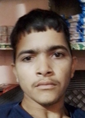 Mohit, 18, India, Delhi