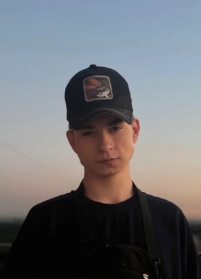 Иван из Санкт-Петербурга 22 года