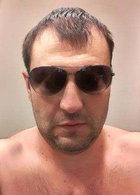 Олег, 40, Россия, Пермь