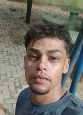 Mateus Gama из Espinosa 20 лет