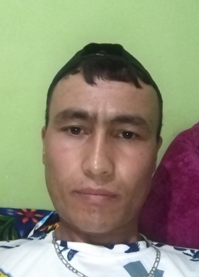 Ихтиёр Азизбое, 33, Россия, Уяр