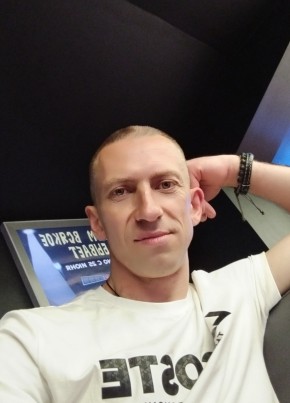 Евгений из Сочи 42 года