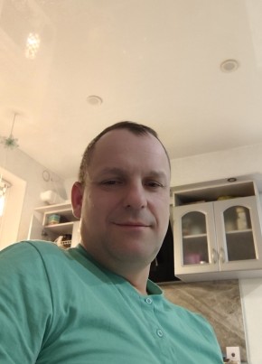 Роман из Коммунара 42 года