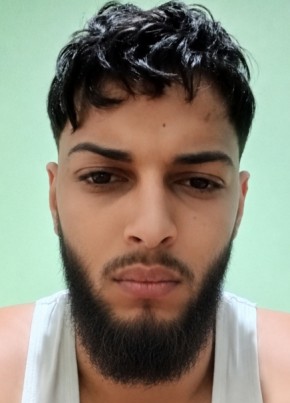 Bilal из Chelghoum el Aïd 19 лет