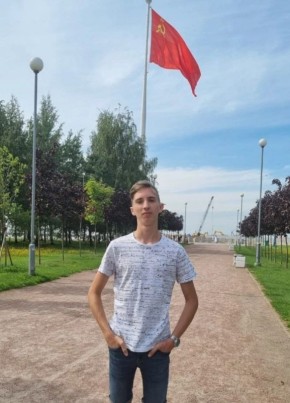 Денис из Ярославли 22 года
