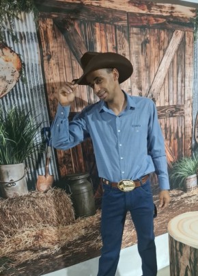 Elisio из Goiânia 39 лет