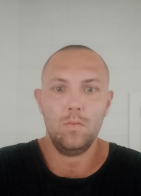 Максим из Георгиевска 31 год