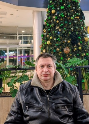 игорь из Мурманска 52 года
