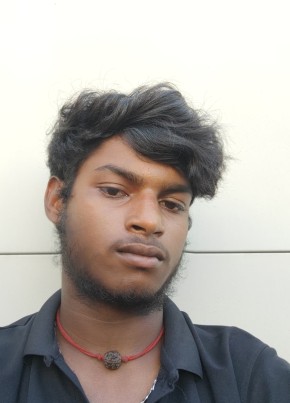 Sunil Leo, 19, India, Pondicherri