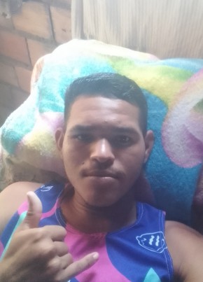 Rodrigo Carvalho из Ananindeua 22 года