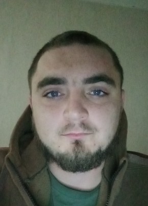 Андрей из Новосибирска 24 года