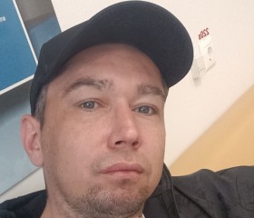 Anton, 33, Yekaterinburg