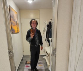 Viktor Schüle, 62, Pforzheim