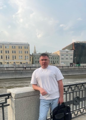 Павел из Москвы 35 лет