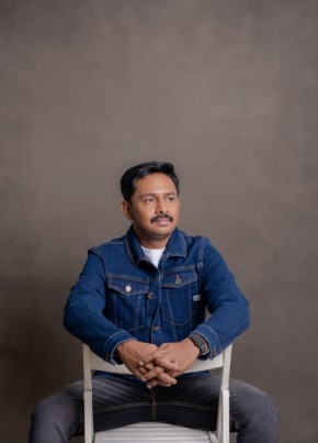 Rajesh M из Bangalore 36 лет