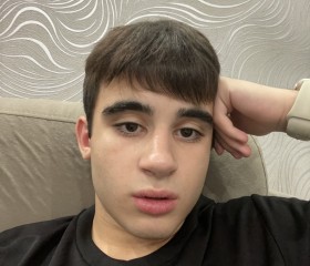 Arkadiy, 18, Novyy Urengoy
