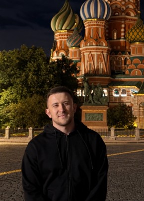 Андрей из Москвы 25 лет