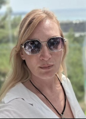Наталья из Воронежа 44 года