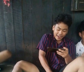 Kogyikoko, 21, Taungdwingyi