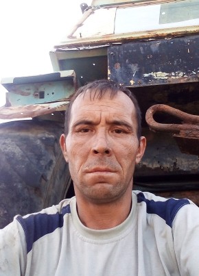 Олег, 39, Россия, Калга