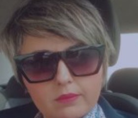 nous, 45, Mascara