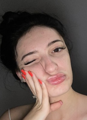Alexandra из Caransebeş 18 лет
