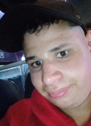 Juan Felipe Rive, 22, Colombia, Medellin