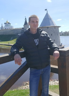 Николай, 40, Россия, Псков