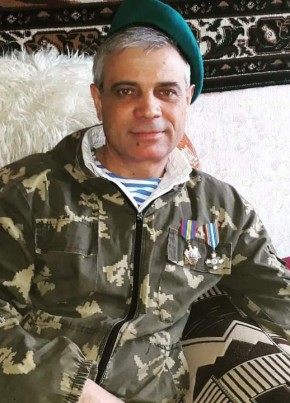 Veaceslav Ciumas из Bălți 53 года