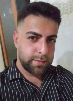 B из İstanbul 21 год