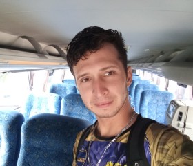 Toby, 22, Buenos Aires