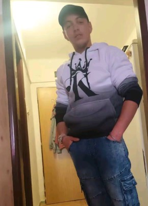 Daniel из Plzeň 20 лет
