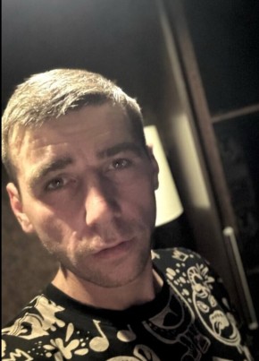Viktor, 33, Ukraine, Luhansk