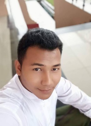 Zero, 32, Myanmar (Burma), Yangon