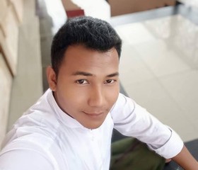 Zero, 32, Yangon