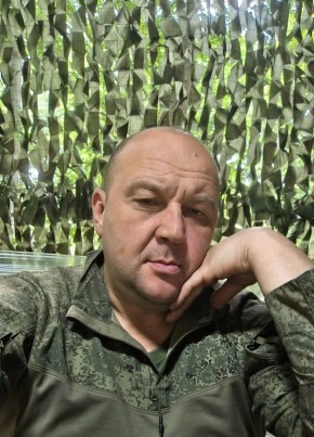 Андрей из Курска 48 лет