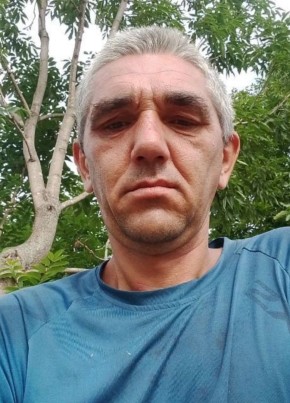 Андрей из Москвы 44 года