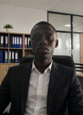Big ice из Abidjan 23 года