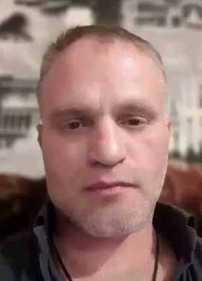 Владимир из Жуковския 48 лет