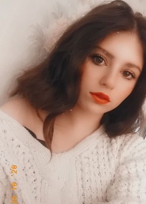 Александра, 22, Россия, Калач