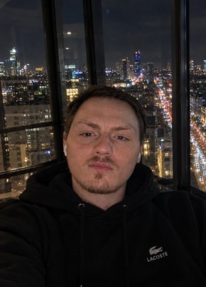 Роман из Москвы 21 год