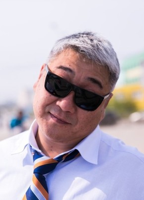 Константин из Якутска 58 лет