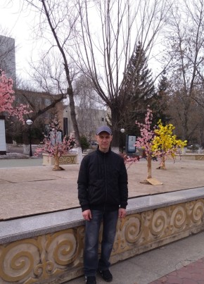 Александр, 36, Қазақстан, Сергеевка