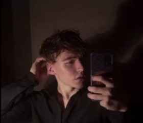 Pablo, 21, Mercedes (Buenos Aires)